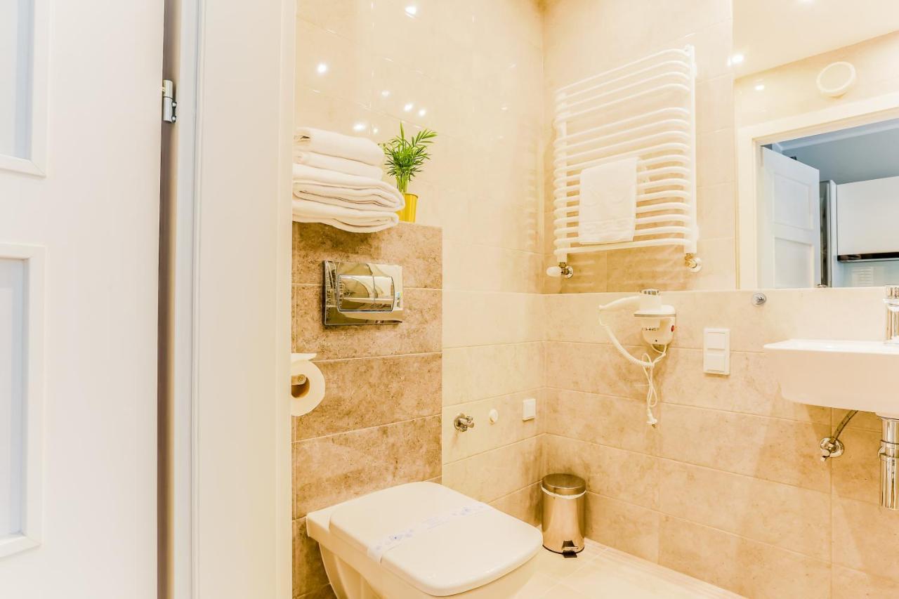 Coin Apartamenty Krakowska Wroclaw Bagian luar foto