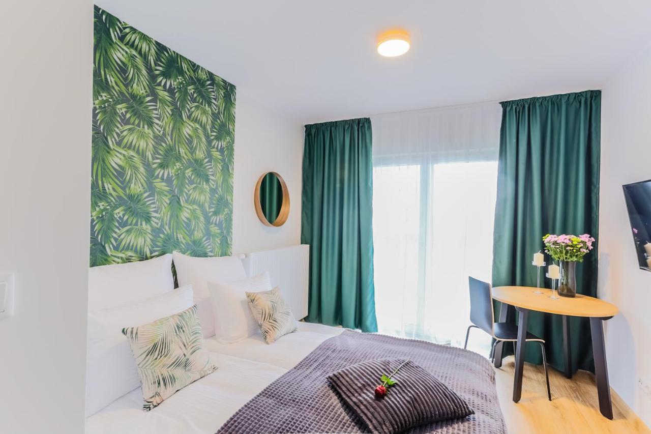 Coin Apartamenty Krakowska Wroclaw Bagian luar foto